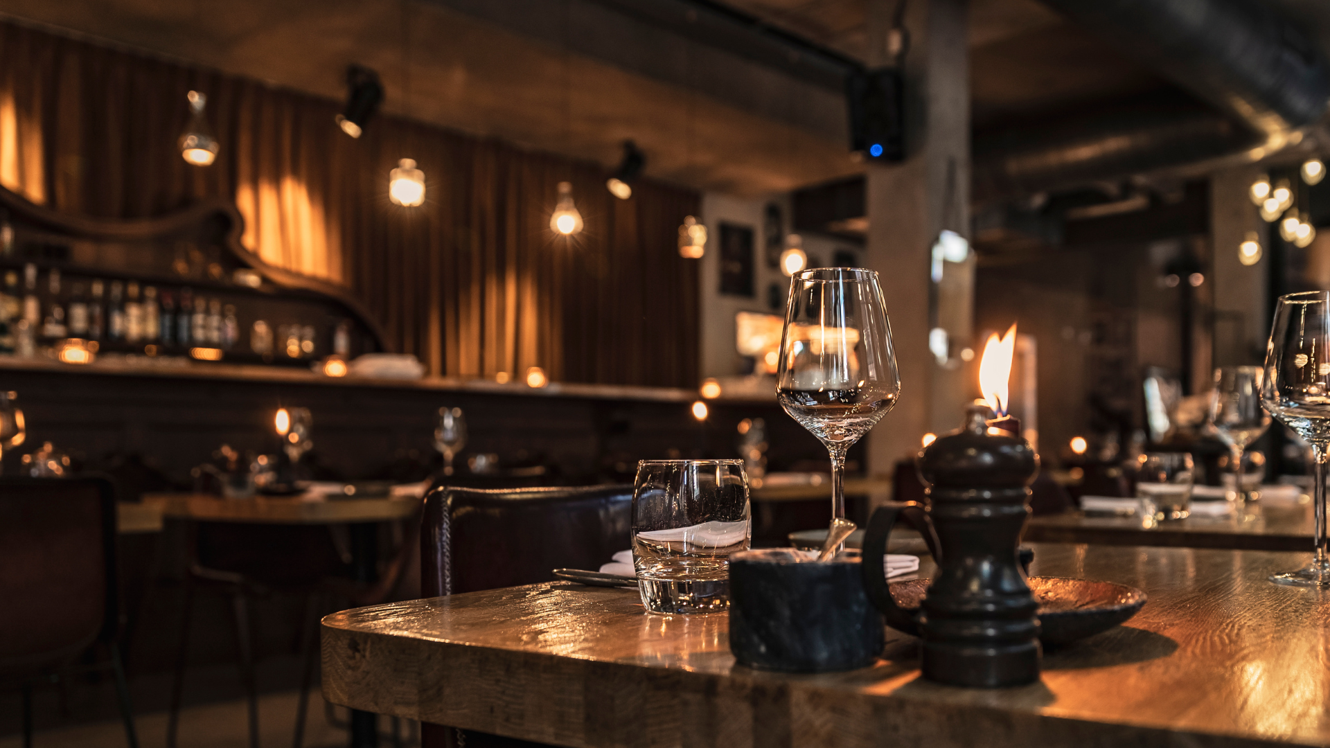 Featured image for “The Night Shift Advantage: How After-Hours Hood Cleaning Minimizes Restaurant Downtime”