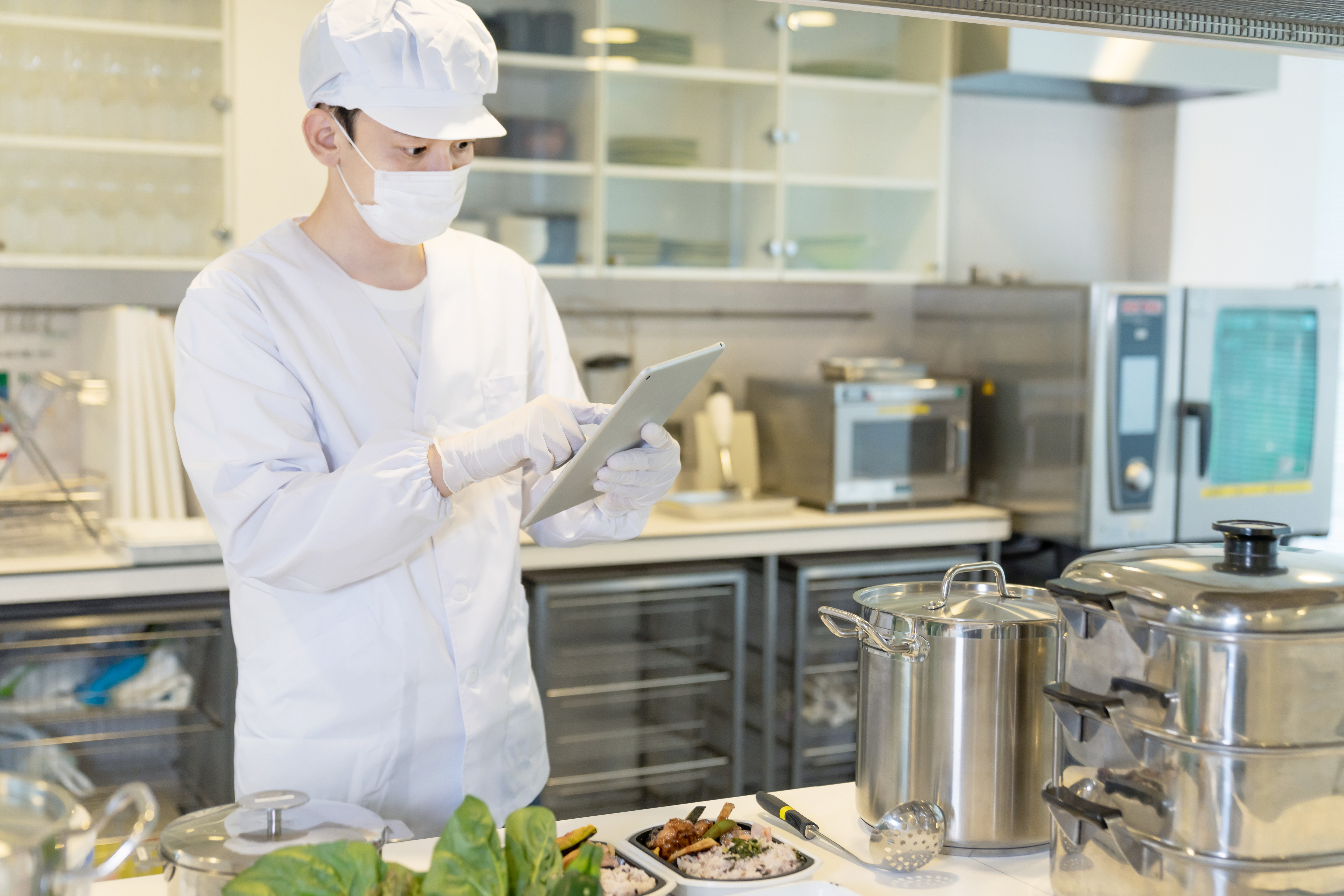 Featured image for “The Link Between Hood Cleanliness and Food Quality: Insights from NOVA Commercial Hood Cleaning”